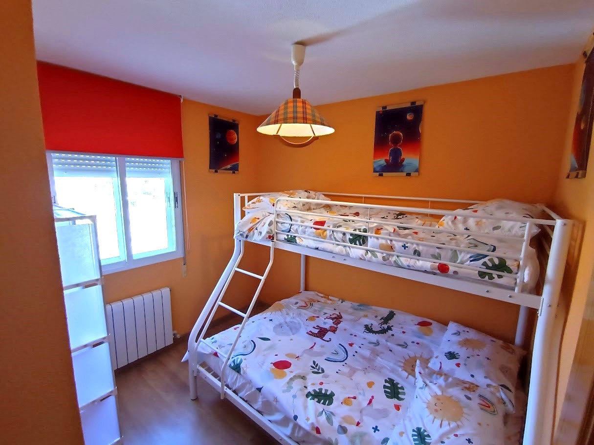 casa-rural-con-literas-para-niños-y-matrimonio-2 Casa rural con literas para niños y matrimonio.